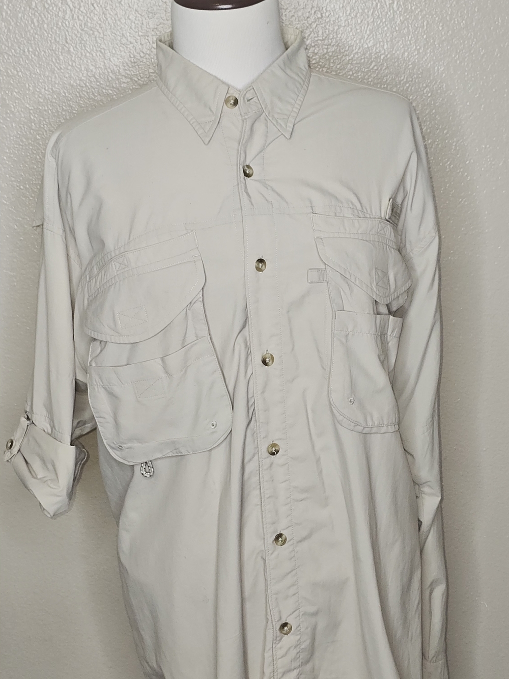 Columbia Men's Light Beige Casual Button-Down Shirt